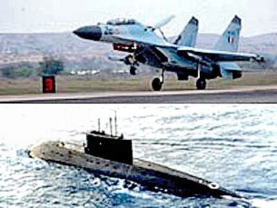 Quân đội Việt Nam: Chiến đấu cơ Su-30MK2 và tàu ngầm