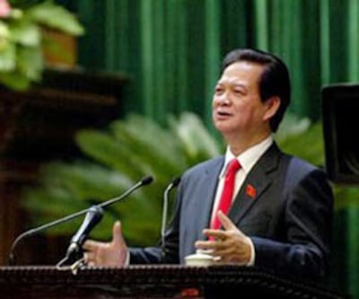 Thủ tướng Nguyễn Tấn Dũng tại phiên chất vấn của Quốc hội sáng 25/11. Courtesy chinhphu.vn