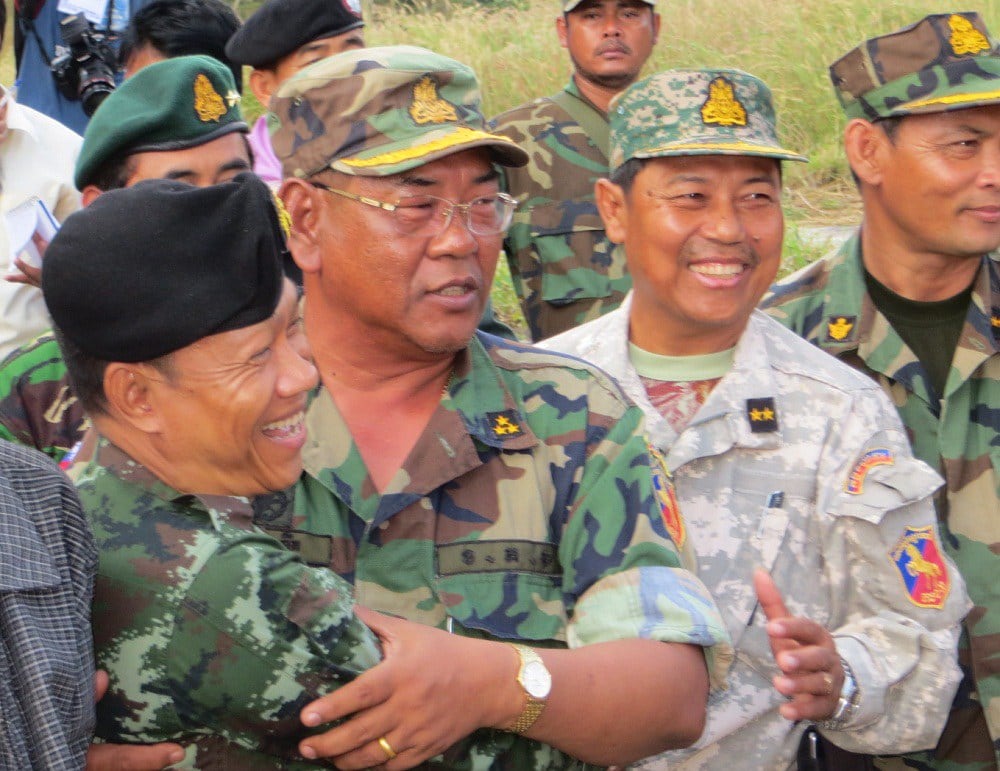 Cambodian, Thai Military Chiefs Meet After Temple Ruling